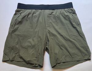 NWOT Ten Thousand Tactical Short Large 7" Lined Olive Green Training Gym Defect